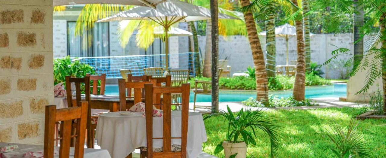 Lotfa Resort Diani Diani Beach Eksteriør billede
