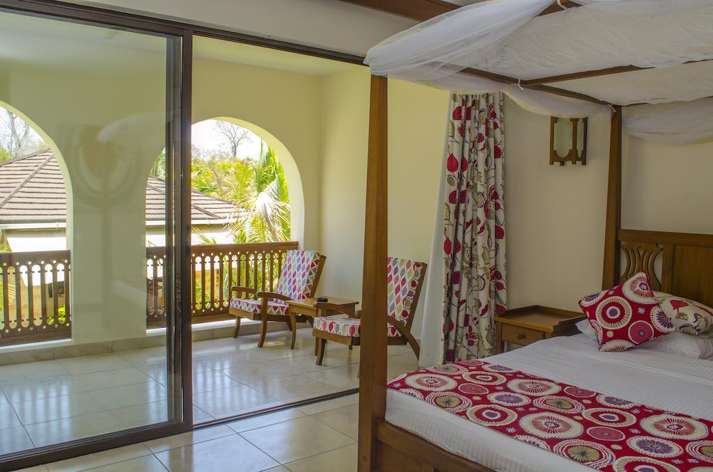 Lotfa Resort Diani Diani Beach Værelse billede